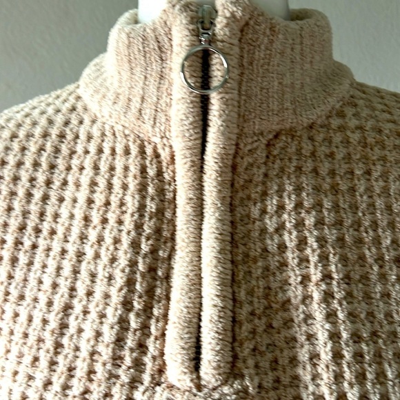 So: NEW Women Waffle Soft Crop Tan Long Sleeve Sweater with Zipper Front, Size S - Picture 6 of 8